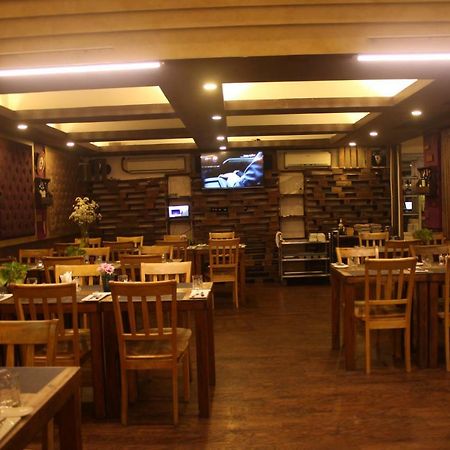 富美兴第七区皇冠钻石酒店 胡志明市 外观 照片