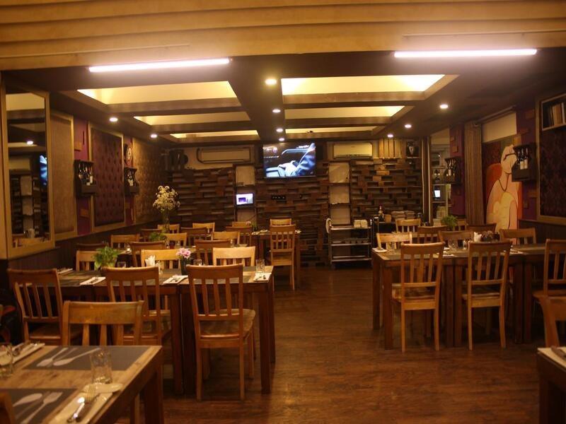 富美兴第七区皇冠钻石酒店 胡志明市 外观 照片