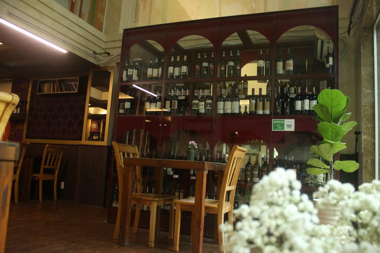富美兴第七区皇冠钻石酒店 胡志明市 外观 照片